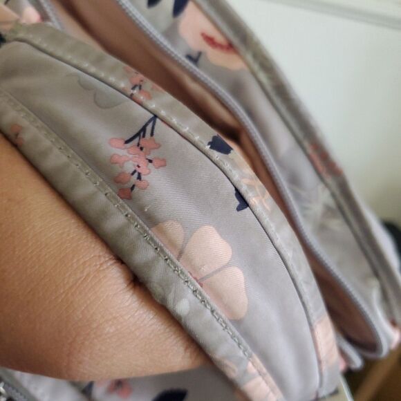 JuJuBe Be Right Back Multi-Function Diaper Backpack Floral Gray Multi Zip Pocket - Picture 11 of 16